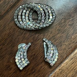 Vintage Kramer Rhinestone Brooch & Earring Set AB and Gray Stones Silver Tone